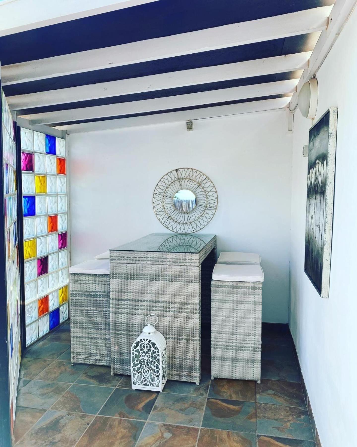 Large Studio Apartment! Costa Teguise Buitenkant foto