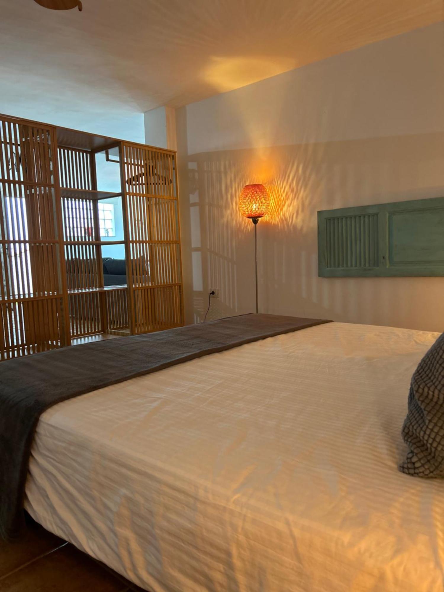 Large Studio Apartment! Costa Teguise Buitenkant foto
